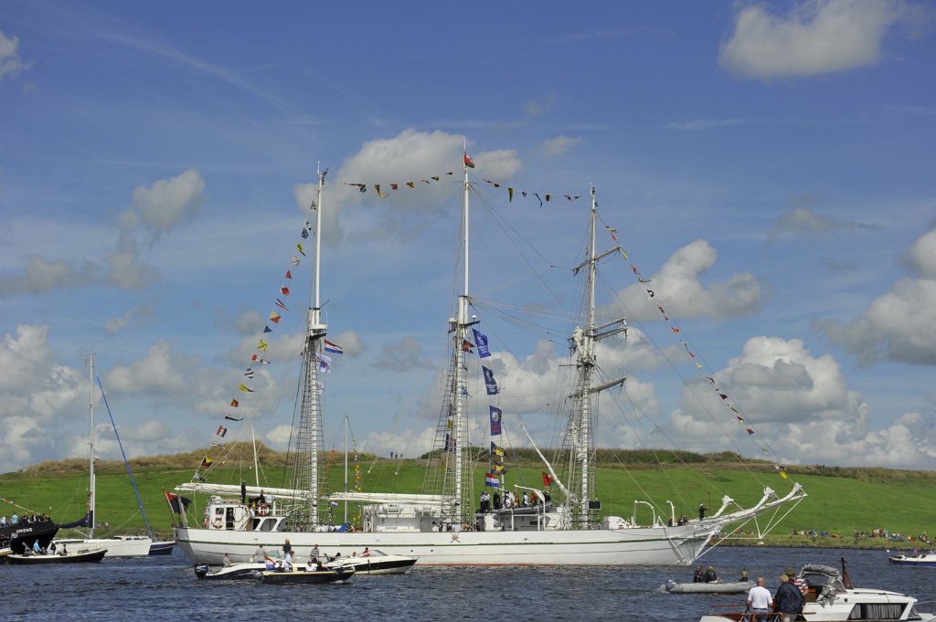 Sail 2010 (161).jpg